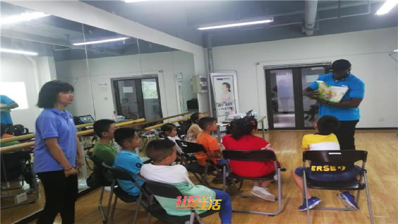 20190704同瑞社区开展成都市第四期“社区雏鹰”公益活动—英语公益课.JPG