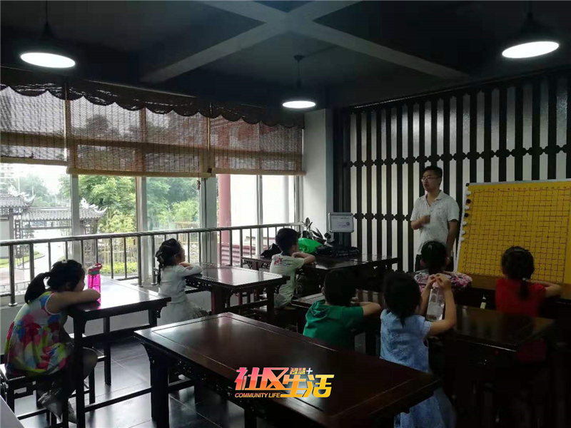 20190715清波社區開展成都市第四期“社區雛鷹”公益活動——腦力比拼趣味圍棋課堂0.jpg