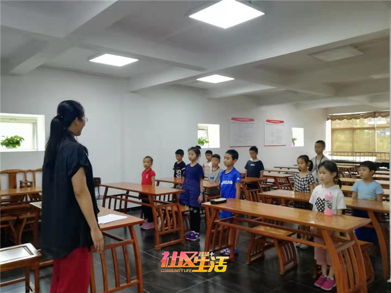 20190715清波社區開展成都市第四期“社區雛鷹”公益活動—“經典誦讀聲律啟蒙”學習活動.jpg
