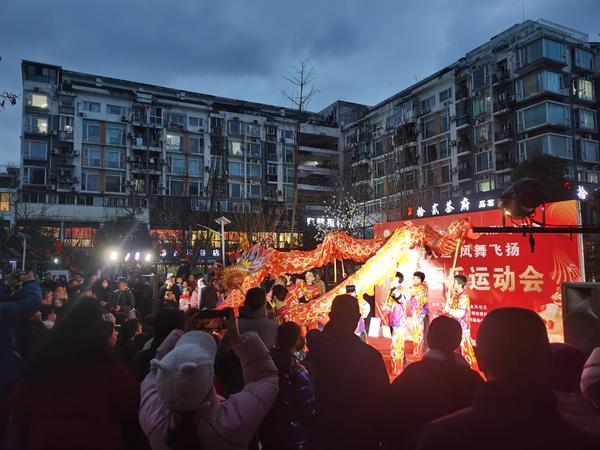 文章附图