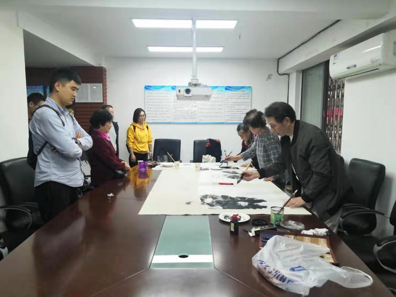 20190919传播法治文化 弘扬法治精神-——南新社区召开“法润南新 1.jpg