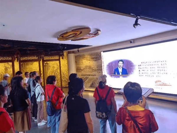 文章附图